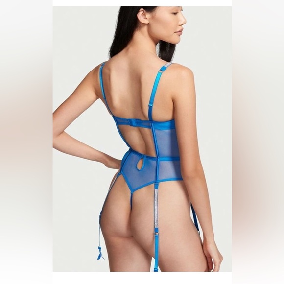 Victoria's Secret Very Sexy double shine strap lace teddy - Picture 5 of 6